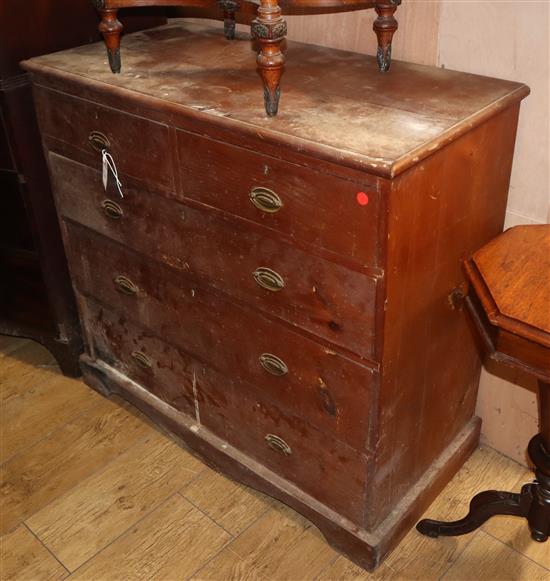 A pine chest of drawers W.95cm